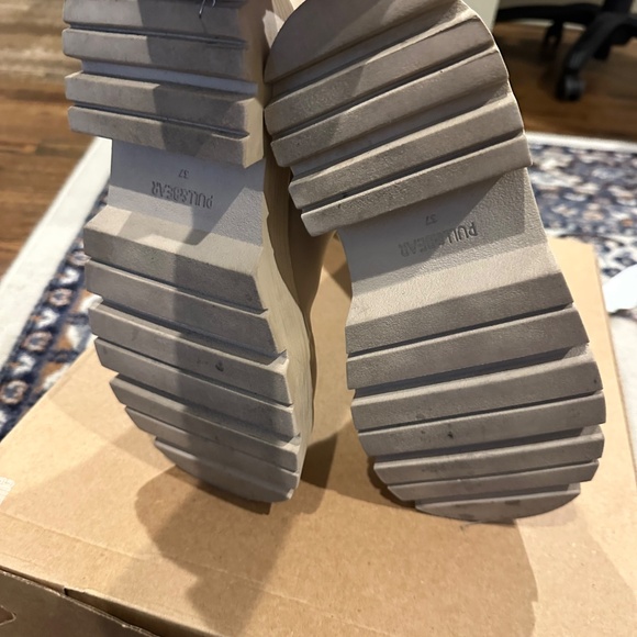 Boots - Picture 2 of 6